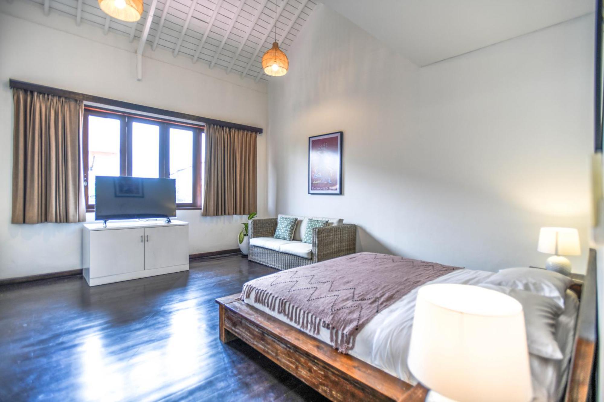 Melo Suites Hotel Seminyak Exteriör bild