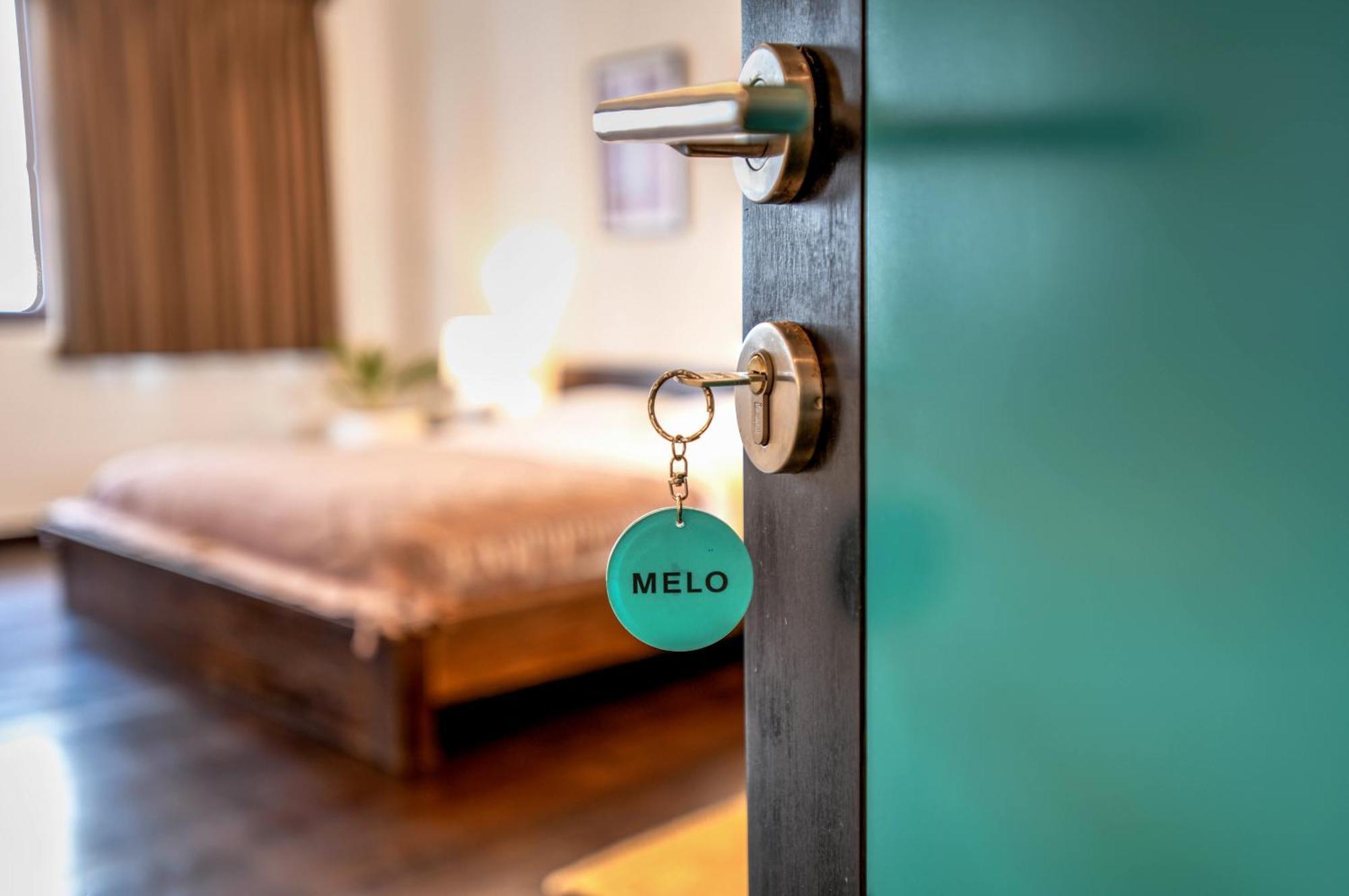 Melo Suites Hotel Seminyak Exteriör bild