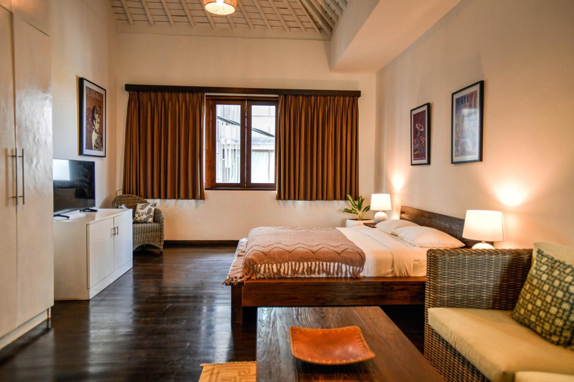 Melo Suites Hotel Seminyak Exteriör bild