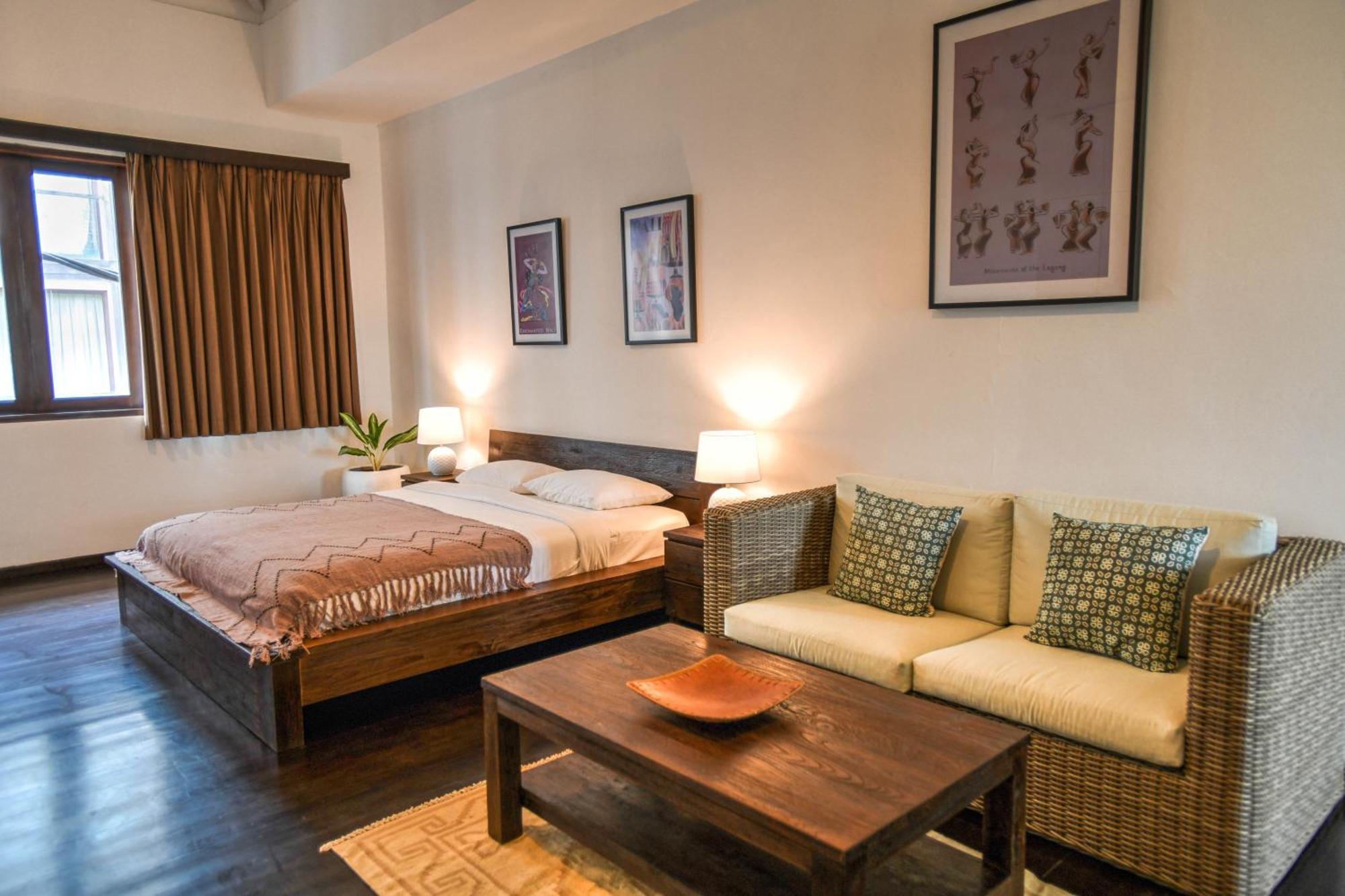 Melo Suites Hotel Seminyak Exteriör bild
